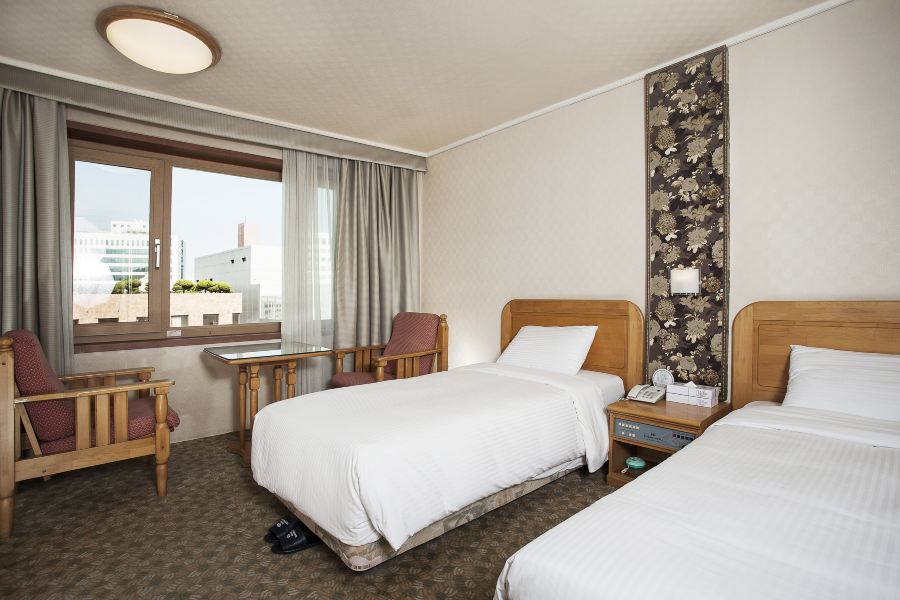 hotel 2