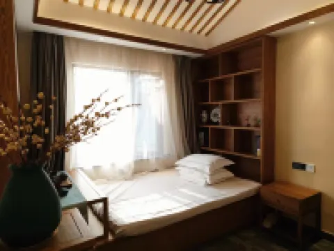 Qiu Inn (Suzhou Pingjiang Road Humble Administrator's Garden) Hotels in Suzhou