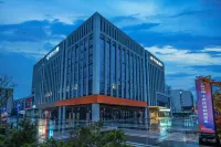 Crystal Orange  Hotel (Yangzhou Wanda Plaza ) Hotels in Jinghua City/Yangzhou Railway Station