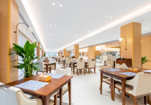 Qianhai Life Happiness Town (Luofushan Shop)