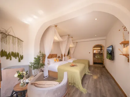 Yayue Shangpin·Guancheng Panoramic Sky Garden Meisu (Lijiang Ancient City South Gate Branch)