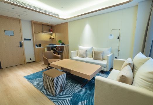 5. 컨트리 인 앤 ..