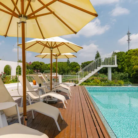 Shanghai Senbo Garden Vacation Apartment (International Tourism Resort)