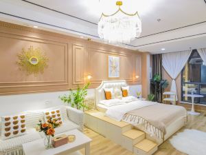 Xisu Designer Homestay (Nanfeng Plaza Huaxuan Branch)