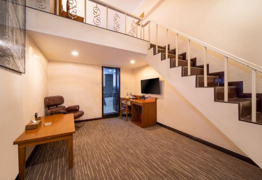 제임스 조이스 커피텔