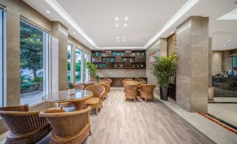 Shangzhou Hotel (Yiwu International Trade City Zone 1 store)
