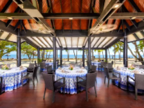 DoubleTree by Hilton Fiji - Sonaisali Island Hotéis em Nadi