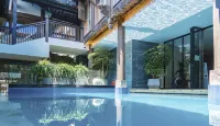 Jingli Yisu Inn - Rooftop Pools