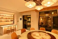 Mingquanju Homestay Hotels in Longmen