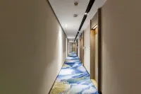 Jiayi Business Hotel (Gucheng Walmart)