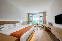 JingHong BuGu Bird Hotel