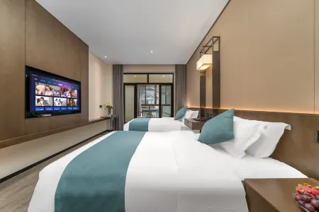 Xinru Art·Smart Parent - child Light Luxury Resort Hotel (Yangshuo Ubud Town Shili Gallery)