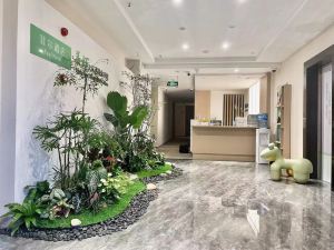 Phil Hotel (Cangzhou Business and Trade City Southwest Medical University Branch)