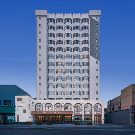 Yitel Collection Hotel (Jinan Daming Lake Baotu Spring) Отели рядом с достопримечательностью «Озеро Пяти драконов»