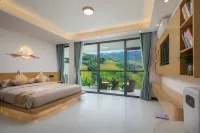 Enjoy the panoramic view of the rice fields (Longsheng Longji Terraces Branch) - バルコニー