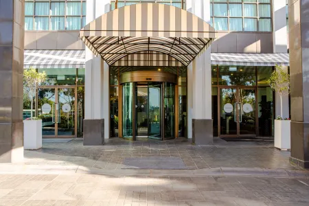 Novotel Melbourne Glen Waverley Отели в г. Глен-Уэйверли