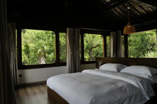Lapu Valley Hotel Hotels in Weixi
