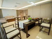 Wuyihai International Hotel (Huanghe Jiaotong College High-speed Railway Station) Hotels in Wuzhi County