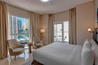 Royal Regency Suites Marina Отели рядом с достопримечательностью «Дубай Марина- Малл»