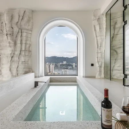 YOLO Skyline Riverview Designer Hotel (Chongqing Jiefangbei Hongyadong Branch) Hotels in Chongqing