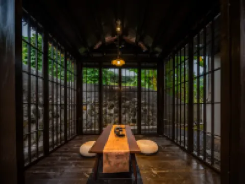 Banshan Yueshe (Nanjing Tulou Branch) Hotels in Nanjing