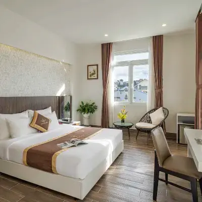 Minh Chien Hotel Hotels near Cam Ly Waterfall