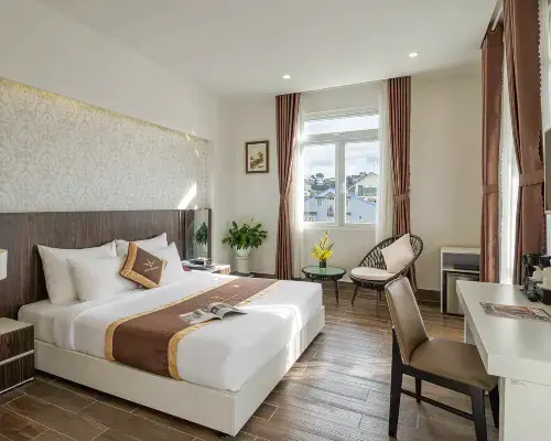 Minh Chien Hotel โรงแรมใกล้บ้านพักคนบ้า