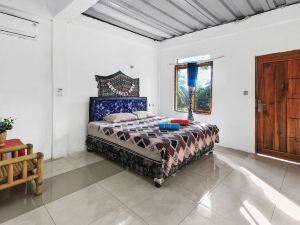 Palulu Garden Homestay