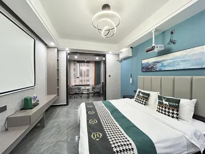 Yueju Movie Hotel