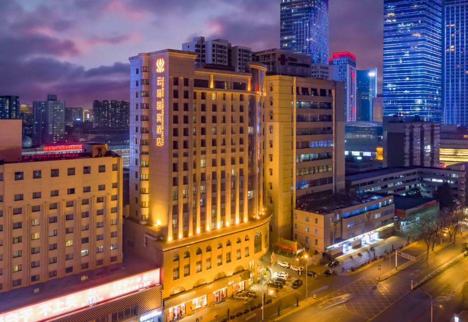 앰버서더 호텔 스자좡의 현대적인 로비 전경