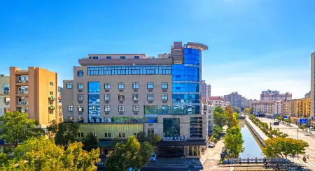 Zhoushan Xinhengyuan Smart Hotel