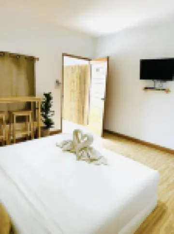 At the Beach Koh Larn 2