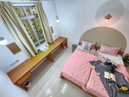 Ixora Coliving Lifestyle Homestay Отели в г. Batu Berendam