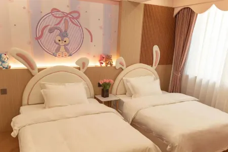 Yufeng Yimengju Hotel (Dinosaur Valley Scenic Area) Отели рядом с достопримечательностью «Lufeng Dinosaur Fossil Site»