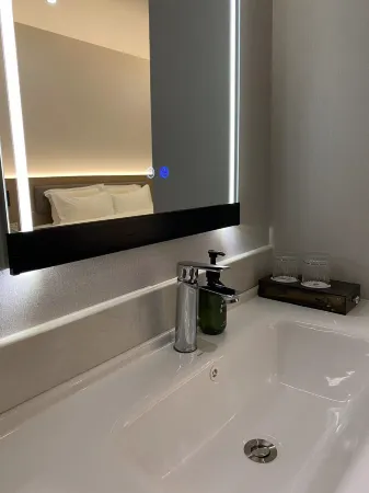 Puyue Hotel Jilin Museum Century Square Branch Отели рядом с достопримечательностью «Jihai Railway Terminal Former Site»