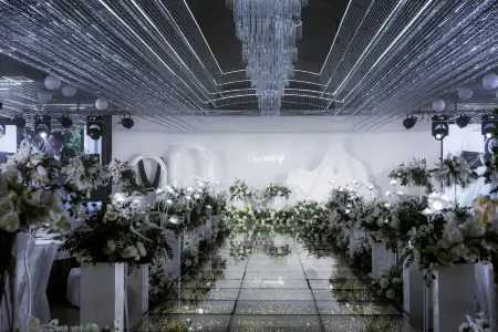 Deyin Hotel Отели рядом с достопримечательностью «Nandun Ancient City»