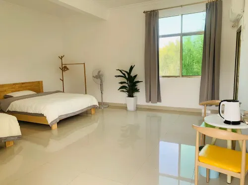 Renhua Danxiashan Peninsula Homestay