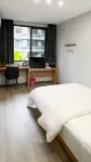 Zizhong Shimao Hotel - parking