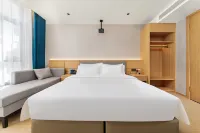 Xike Hotel (Hasi Wanda Plaza High-speed Railway Station) Hotel in zona Heilongjiang Vocational and Technical College (Qingming Sidao Street)