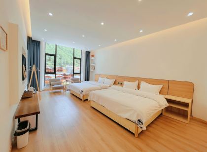 四姑娘山山海一隅民宿