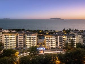 Sanya Bay Full Moon Sea View Hotel