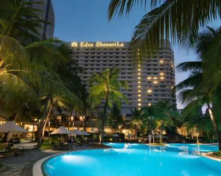 Edsa Shangri-La, Manila Featured Photos