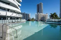 The Wave Resort Gold Coast Hotel a Broadbeach Waters