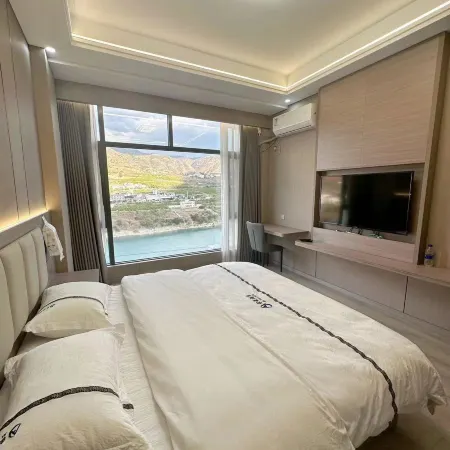 Dali Heqing Jiahong Hotel