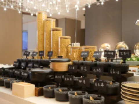 Atour Hotel, Wanda Plaza, Central East Road, Siping Hotels in Siping