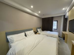 Fangxing Hotel (Daxing East Road)