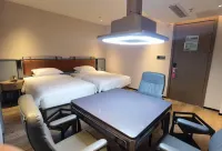 Echarm Hotel (Xianning Hot Spring Center Flower Bed) Hotels in Xianning