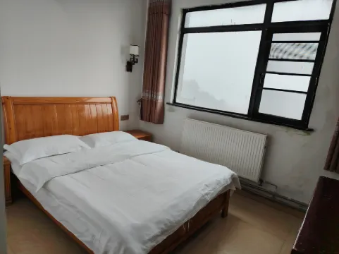 Tianyue Mufushan Yifengjian Resort Hotel