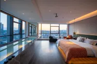 Leshan Yunshang bathing pool Hotel (Shihao Plaza Store of Leshan High speed Railway Station
