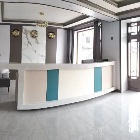 Yunbai Hotel